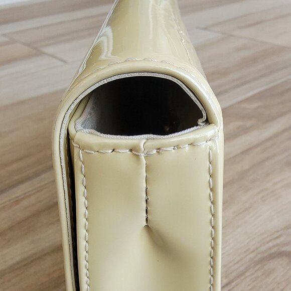 Louis Vuitton Sobe Champaigne Vernis  Patent Leather Clutch - Picture 7 of 13